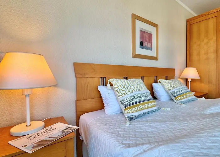 303, Seepark アパート