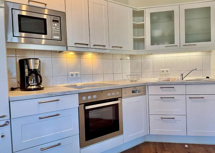 アパート 303, Seepark *